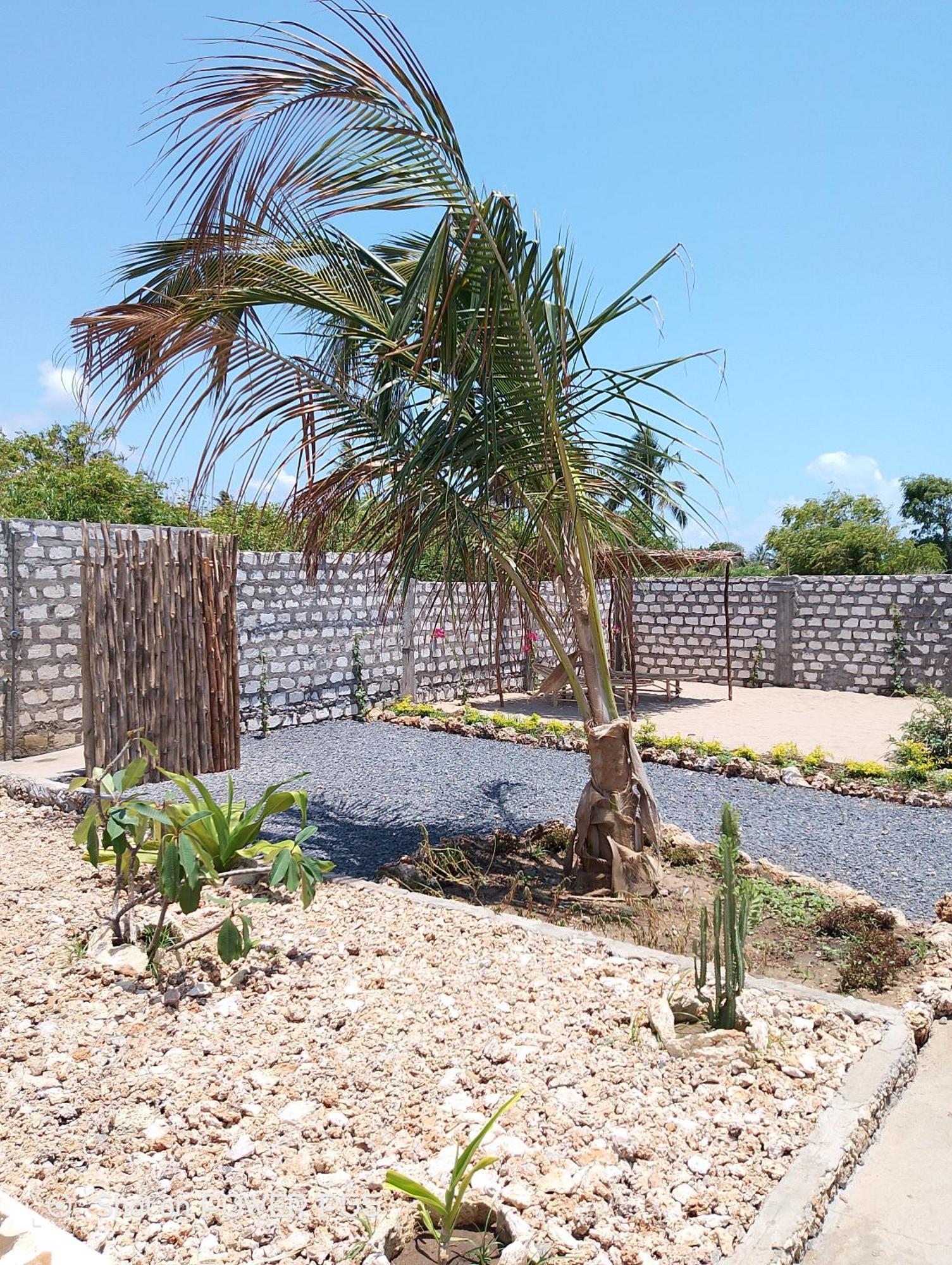 Red Land House Bed and Breakfast Watamu Eksteriør billede